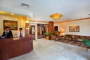 The Bmk Hotel Нью-Дели Экстерьер фото